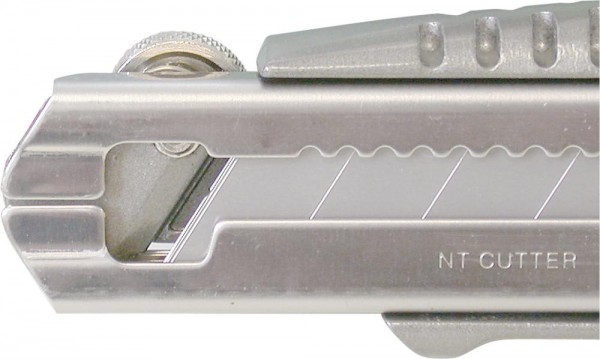 Cuttermesser mit Magazin 18mm NT Cutter